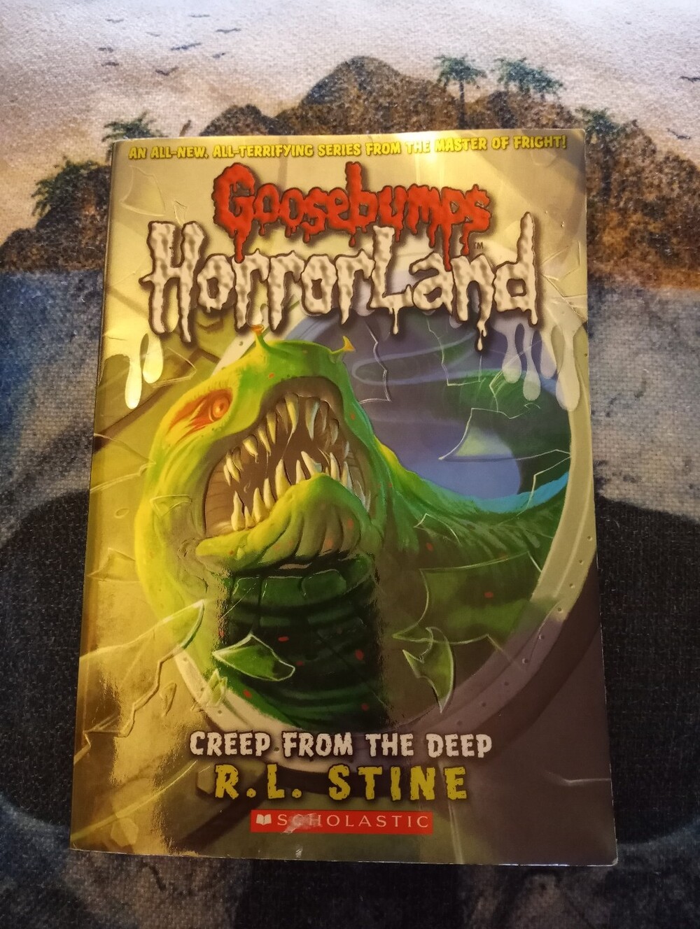 RL Stein Goosebumps Horrorland Creep From The Deep Book